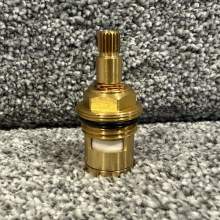 Deante głowica cersamiczna o koncie 90 st do baterii woda zimna 1.jpg