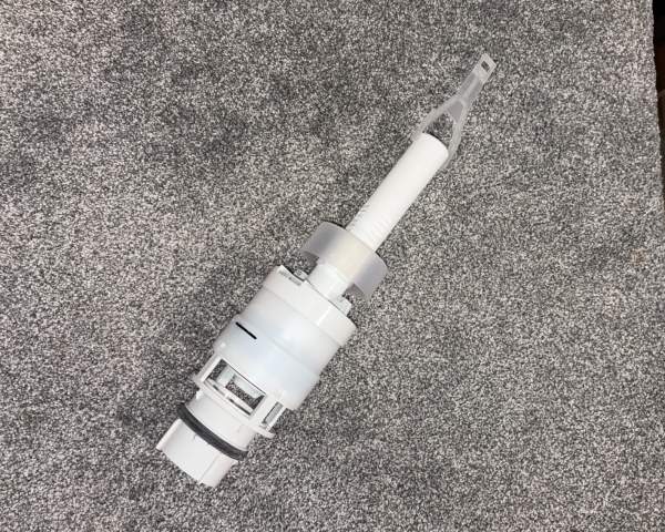 Deante-Zawor-spustowy-do-systemow-podtynkowych-CST- X50.jpg